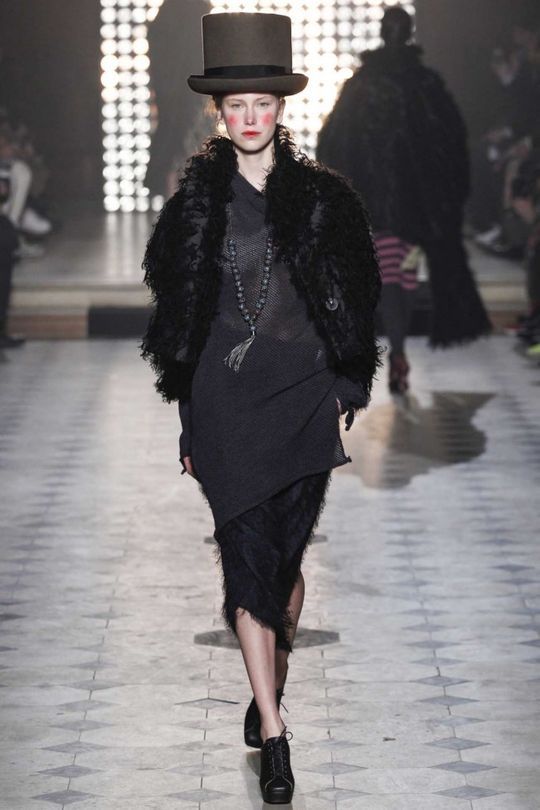 Vivienne Westwood ready-to-wear autumn/winter'14/'15 - Vogue Australia