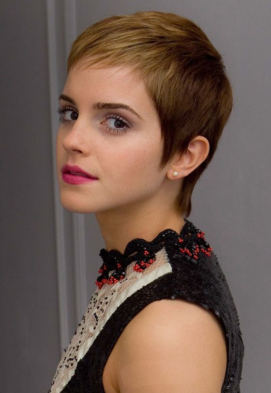 Hair style file: Emma Watson - Vogue Australia