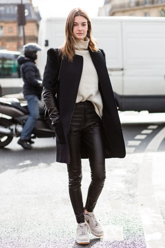 Street style from Paris fashion week autumn/winter ‘16/’17 - Vogue ...