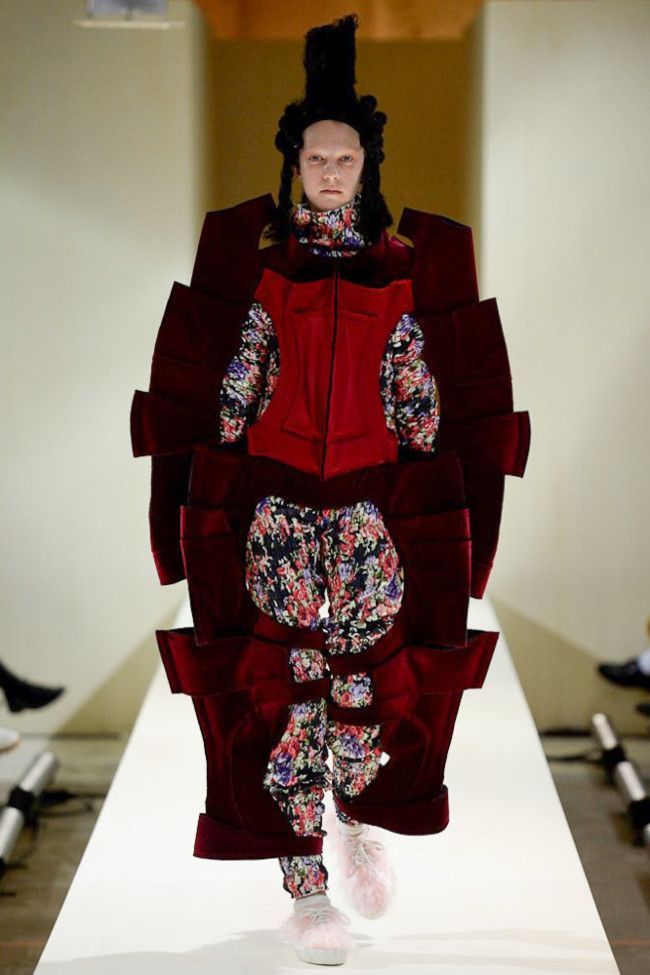Comme des Garçons ready-to-wear autumn/winter ‘16/’17 - Vogue Australia