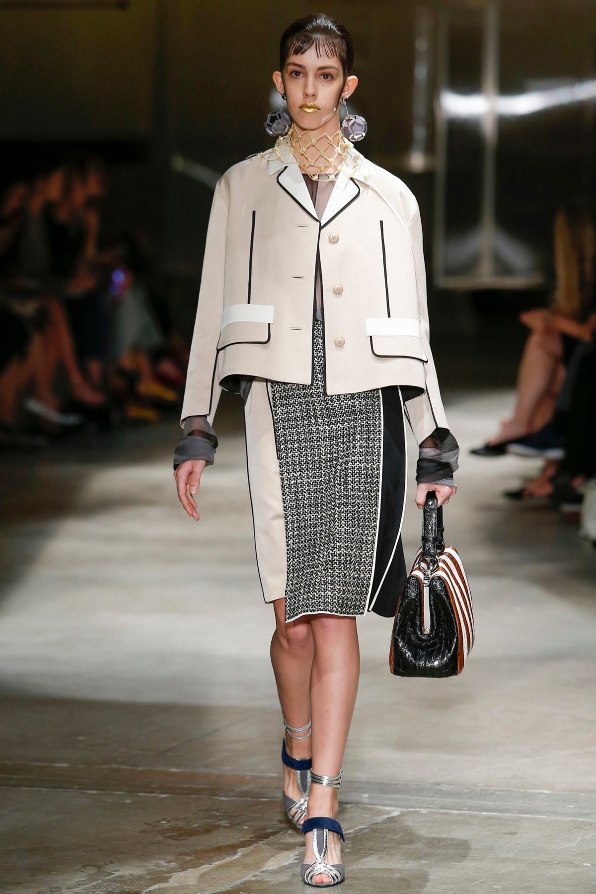 Prada ready-to-wear spring/summer '16 - Vogue Australia