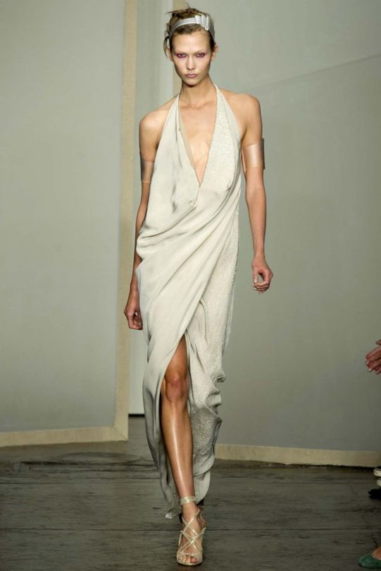 Donna Karan Ready-to-Wear S/S 2013 - Vogue Australia