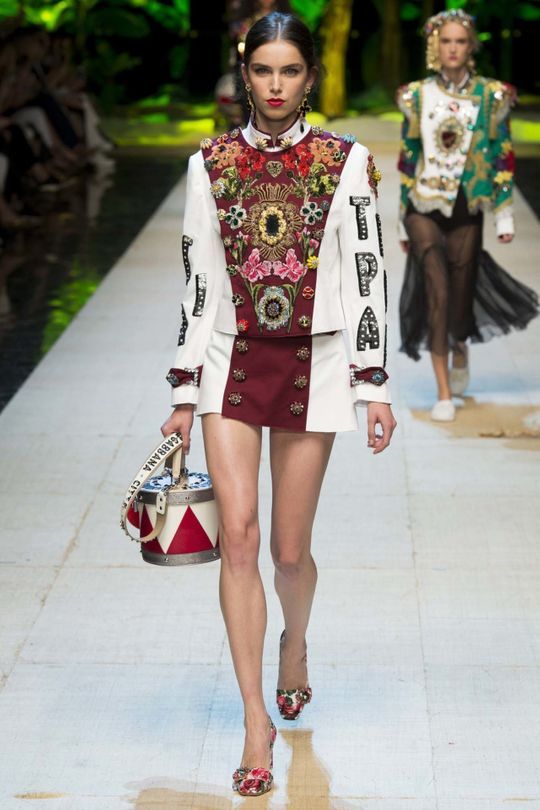 Dolce & Gabbana ready-to-wear spring/summer ’17 - Vogue Australia