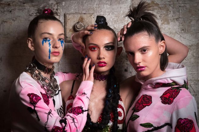 The best of backstage at Mercedes-Benz Fashion Week Australia 2016 ...
