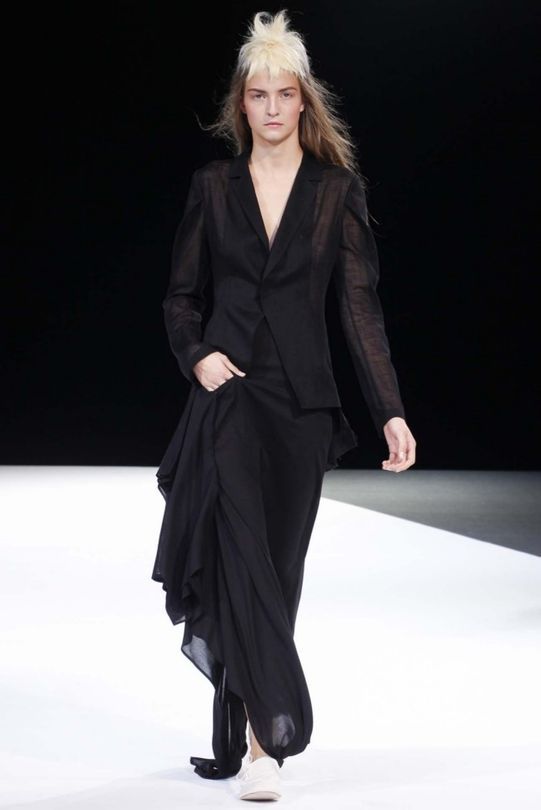 Yohji Yamamoto Ready-to-Wear S/S 2013 - Vogue Australia