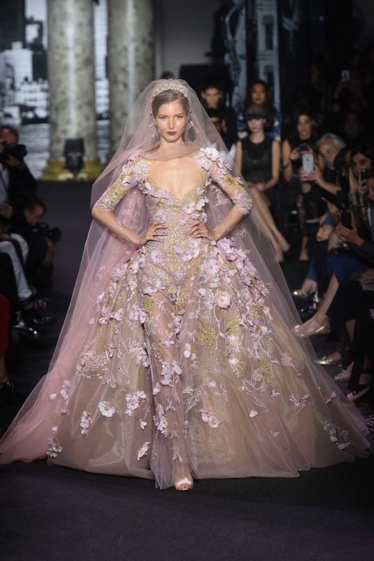 20 dresses from haute couture every bride-to-be should pin right now ...