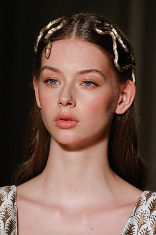 15 hair and beauty looks from haute couture that say 'I'm not like ...