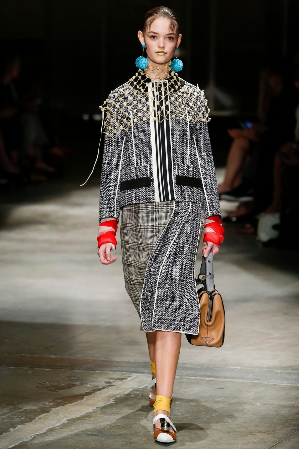 Prada ready-to-wear spring/summer '16 - Vogue Australia
