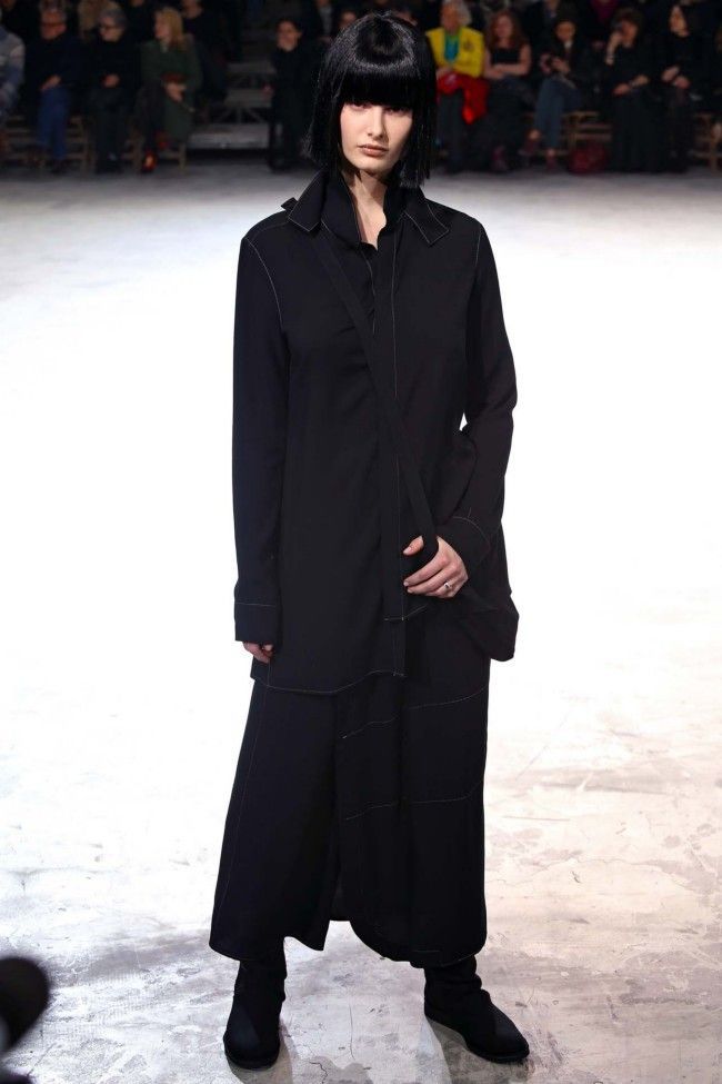 Yohji Yamamoto Ready-to-Wear A/W 2013 - Vogue Australia