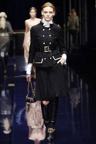 Dolce & Gabbana Ready-to-Wear Autumn/Winter 2006 - Vogue Australia
