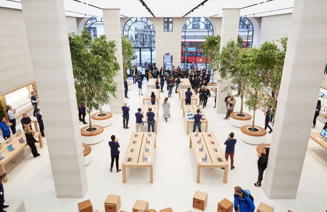 Melbourne is now home to one of the most beautiful Apple stores in the ...