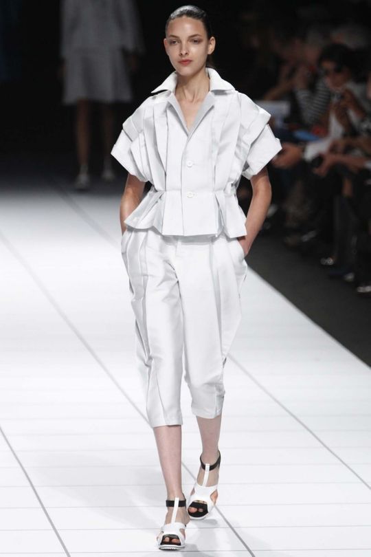 Issey Miyake ready-to-wear spring/summer '14 - Vogue Australia