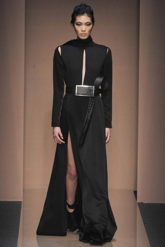 Gianfranco Ferre Ready-to-Wear A/W 2013 - Vogue Australia