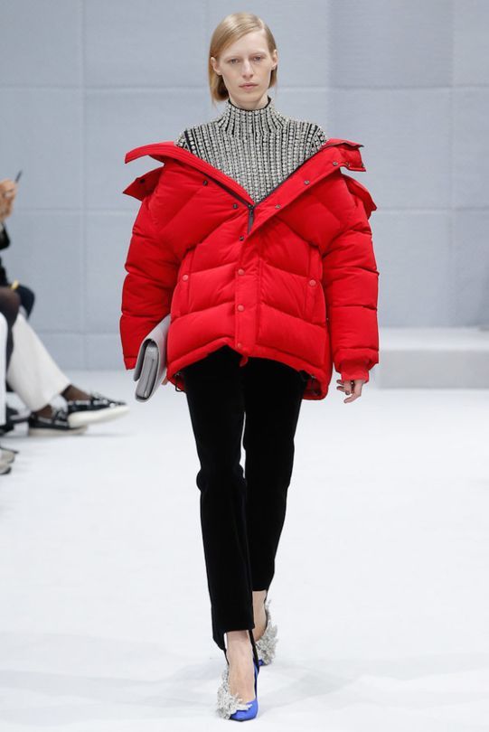Balenciaga ready-to-wear autumn/winter ‘16/’17 - Vogue Australia