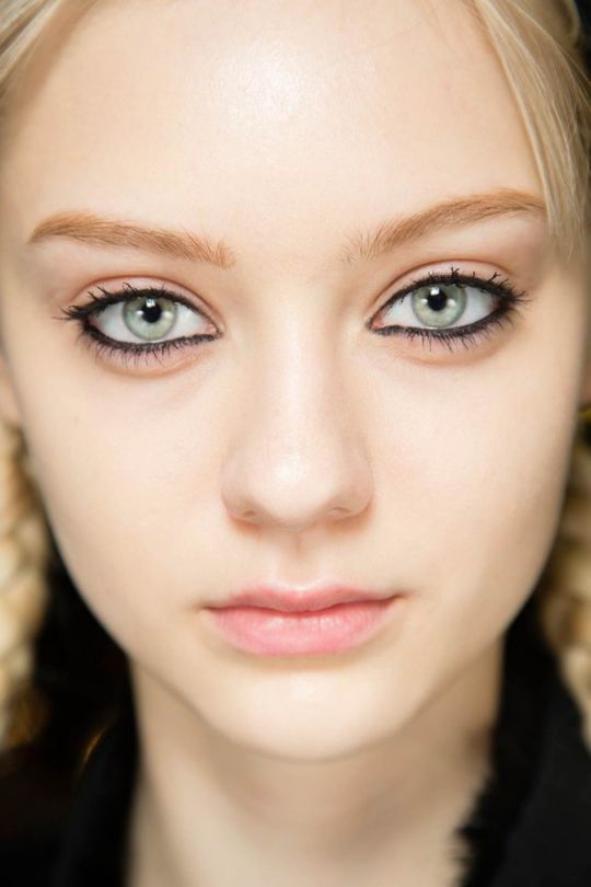 How to match your eyeliner to your eye shape - Vogue Australia