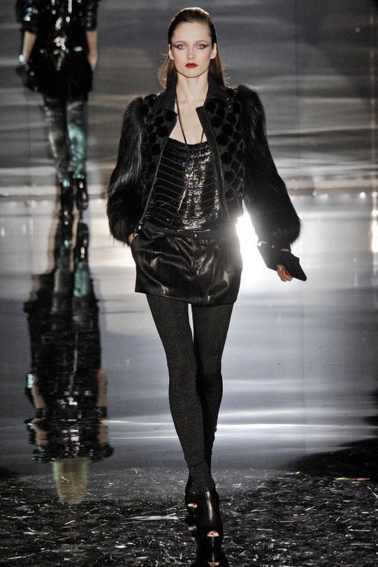 Gucci Ready-to-Wear Autumn/Winter 2009/10 - Vogue Australia